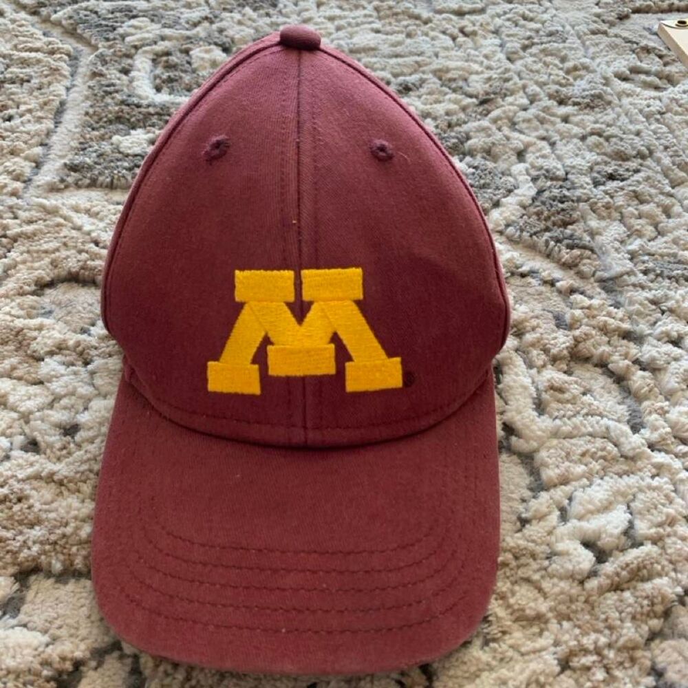 Minnesota Golden Gophers Toddler Baseball Cap Maroon Gold M Adjustable Hat